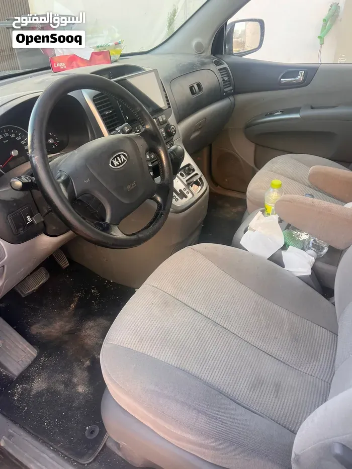 Kia Carnival 2009 photo 2