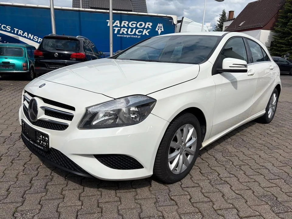 Mercedes-Benz A 180