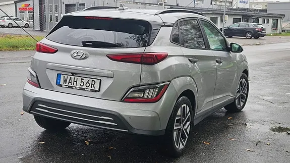 Hyundai Kona 2023 photo 2