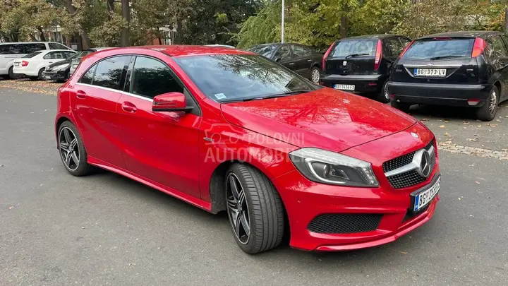 Mercedes-Benz A 250 2012 photo 3