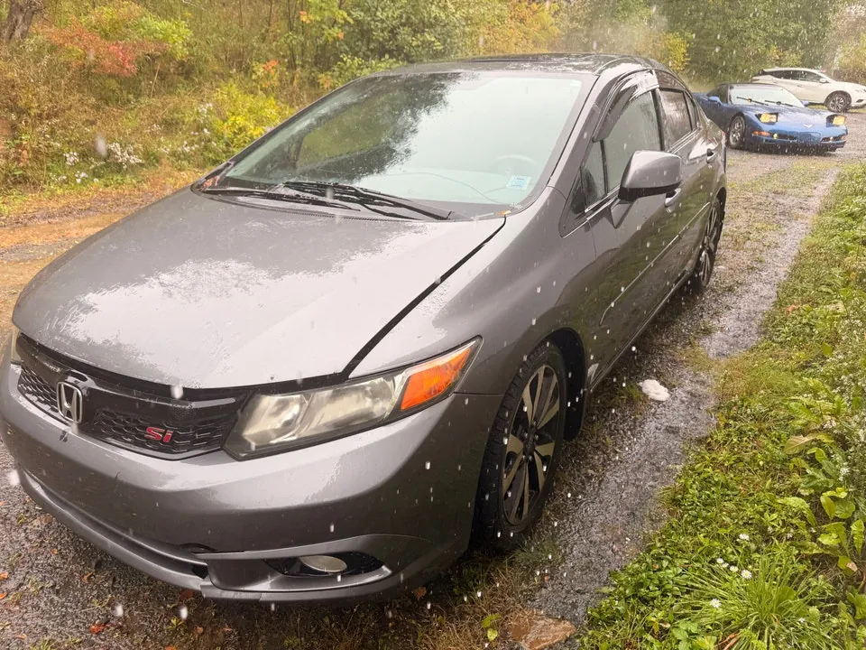 Honda Civic 2012 photo 2