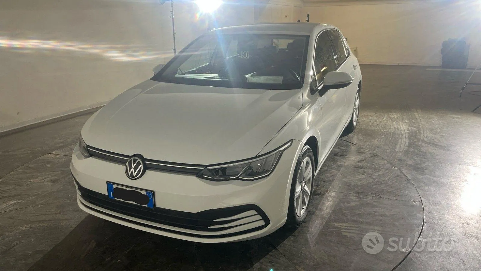 Volkswagen Golf 2022 photo 2