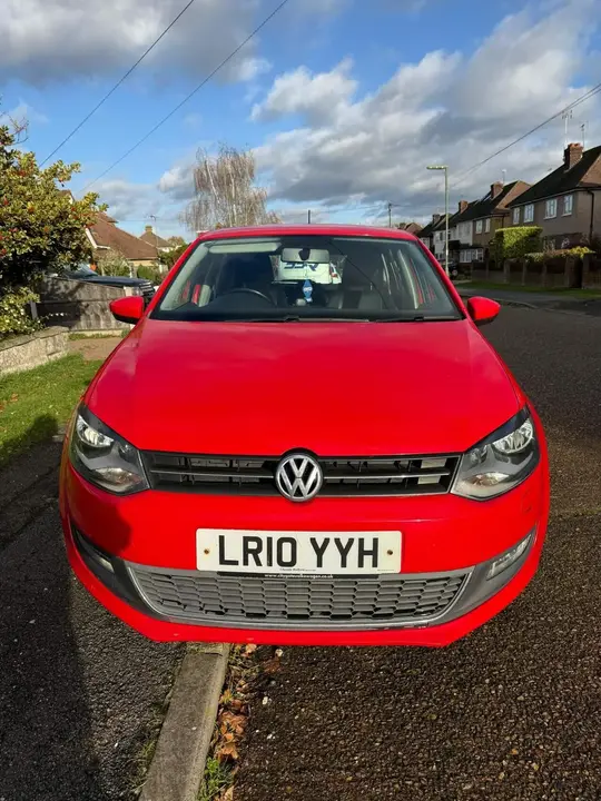 Volkswagen Polo 2010 photo 2