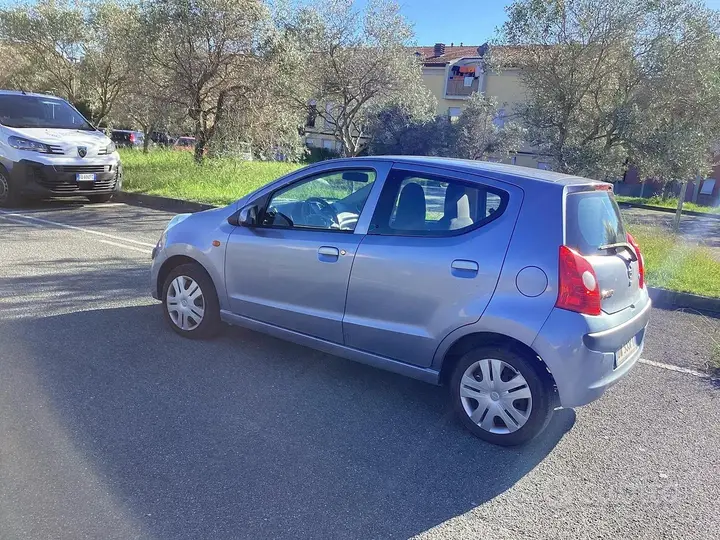 Nissan Pixo 2009 photo 4