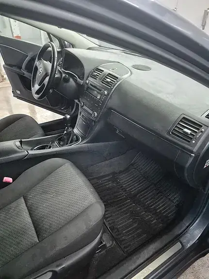 Toyota Avensis 2009 photo 5