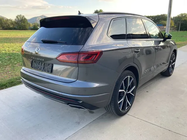 Volkswagen Touareg 2023 photo 4