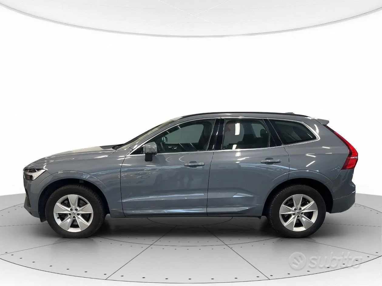 Volvo Xc60 2022 photo 2