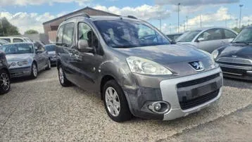 Peugeot Partner 2011 photo 3