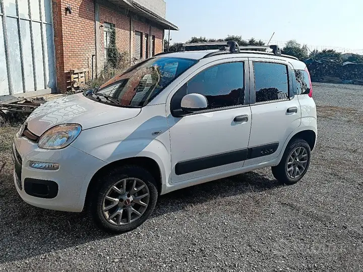 Fiat Panda Van 2018 photo 2