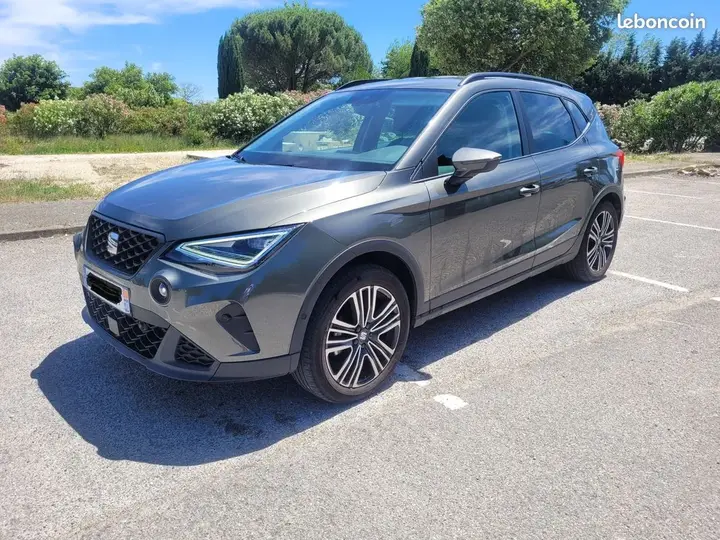 Seat Arona