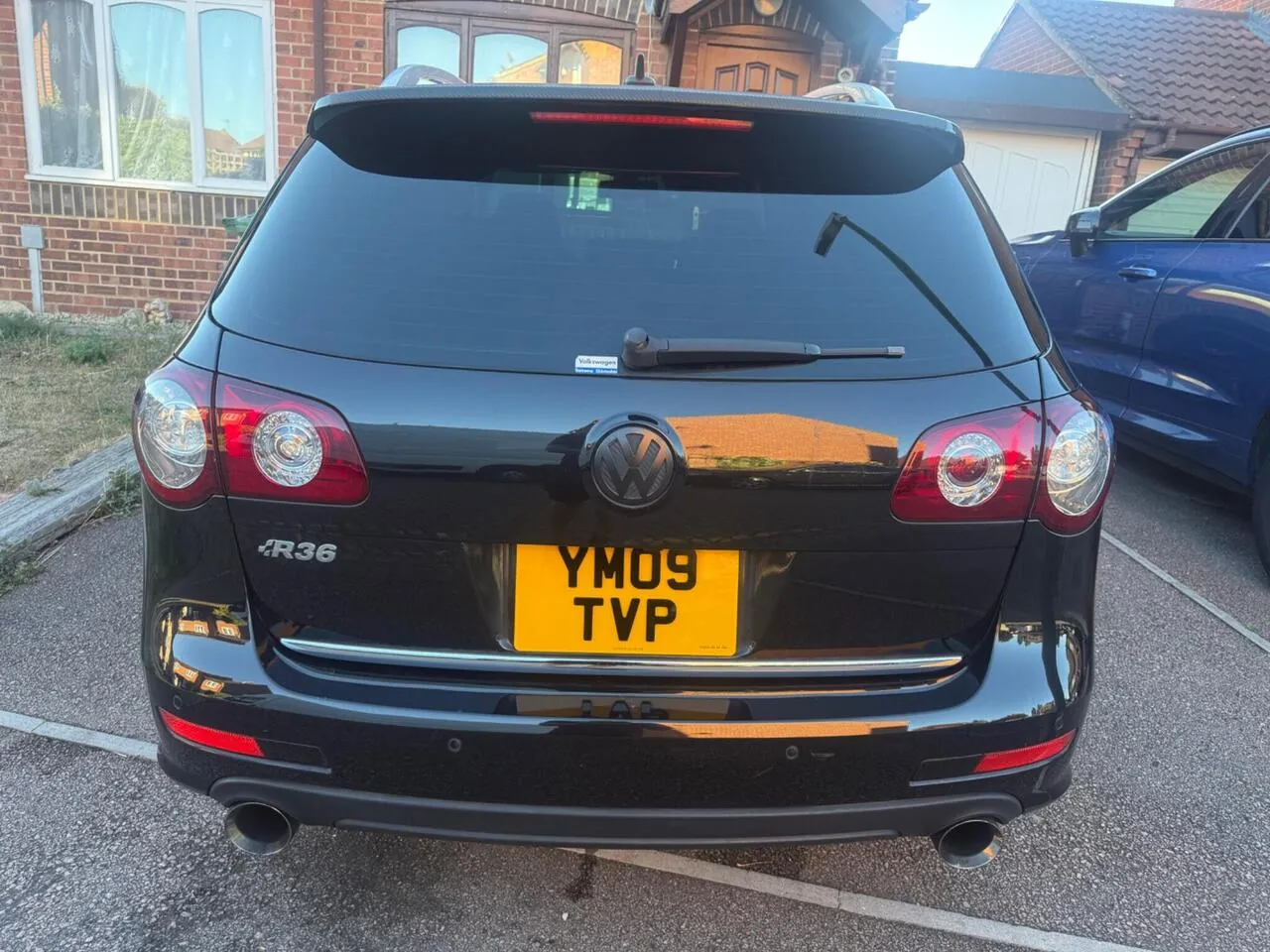 Volkswagen Passat 2009 photo 5