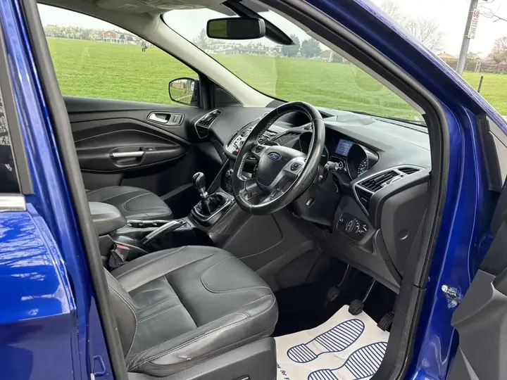 Ford Kuga 2014 photo 5