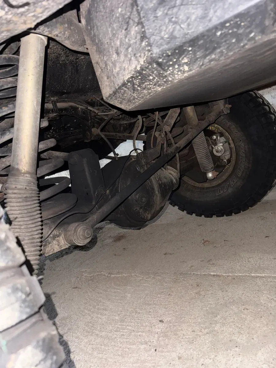 Nissan Patrol 1992 photo 3
