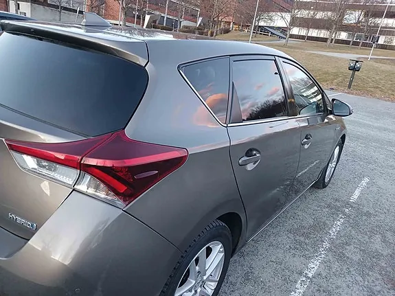 Toyota Auris 2017 photo 4