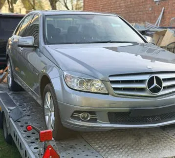 Mercedes-Benz W204