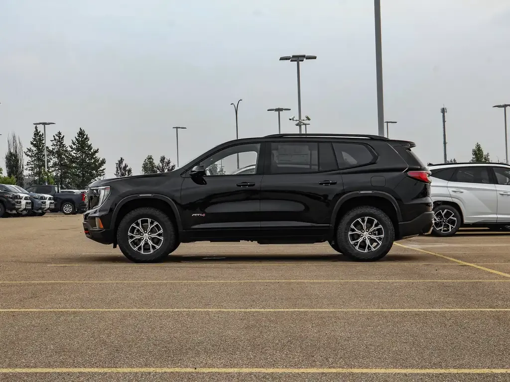 GMC Acadia 2026 photo 5