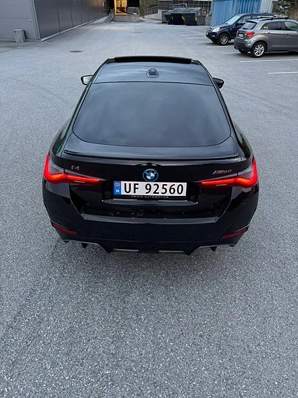 BMW I4 2022 photo 4