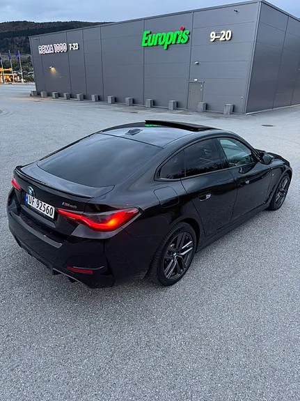 BMW I4 2022 photo 5