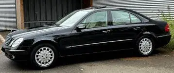 Mercedes-Benz E-Class 2002 photo 2