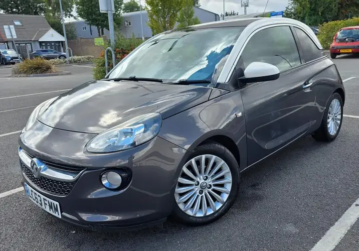 Vauxhall Adam 2014 photo 2