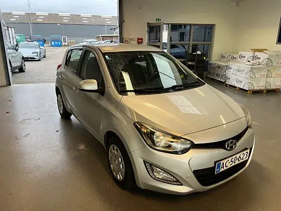 Hyundai I20 2013 photo 4