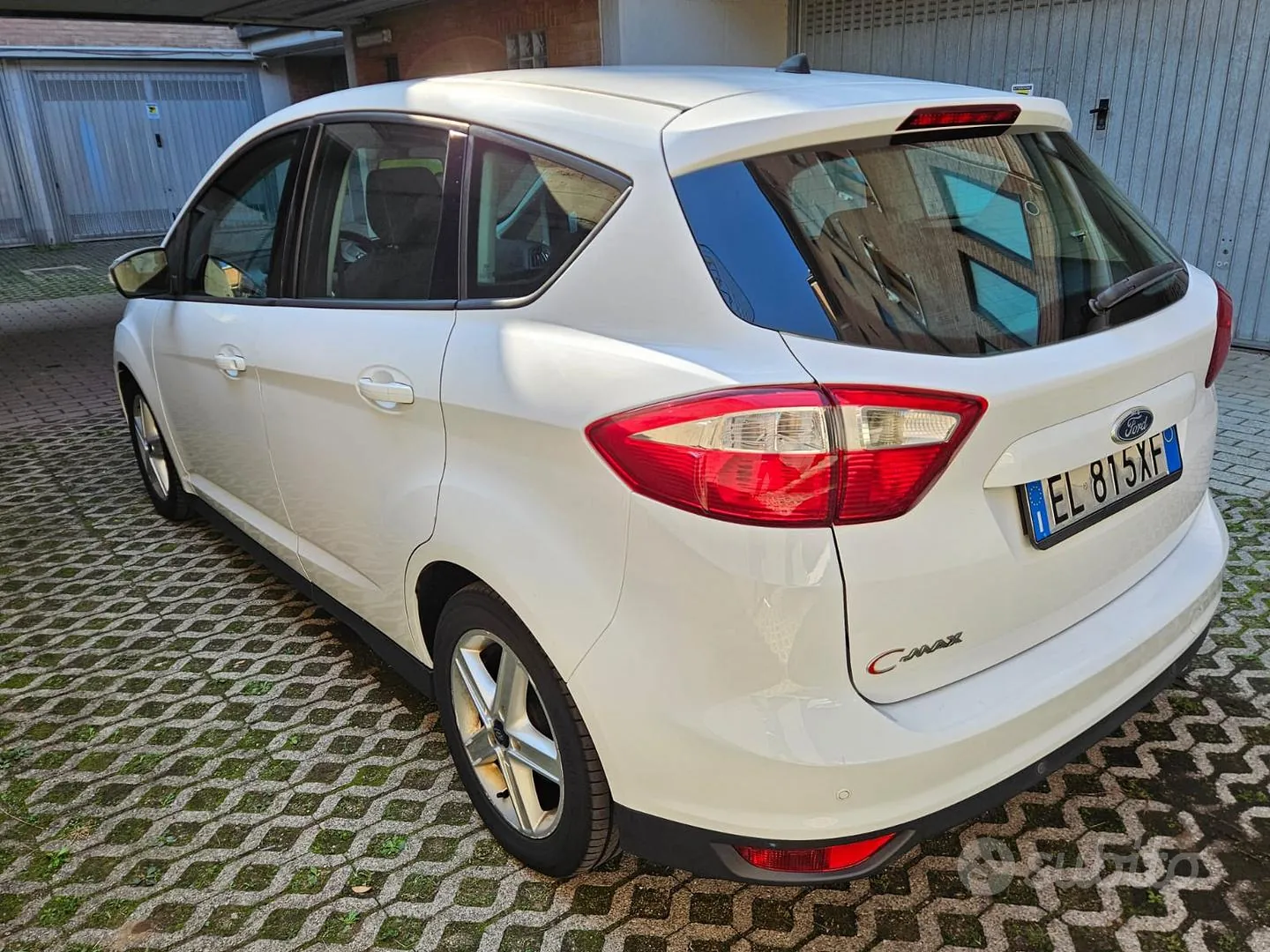 Ford C-Max 2012 photo 2