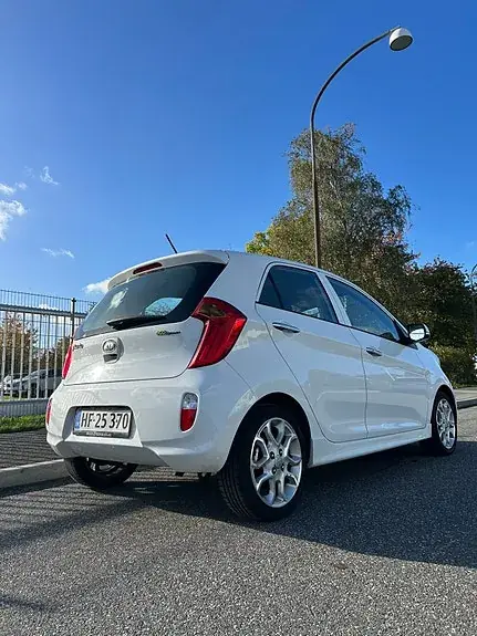 Kia Picanto 2012 photo 5