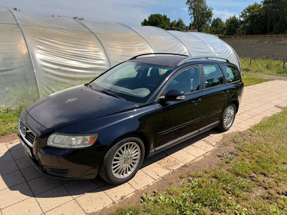 Volvo V50