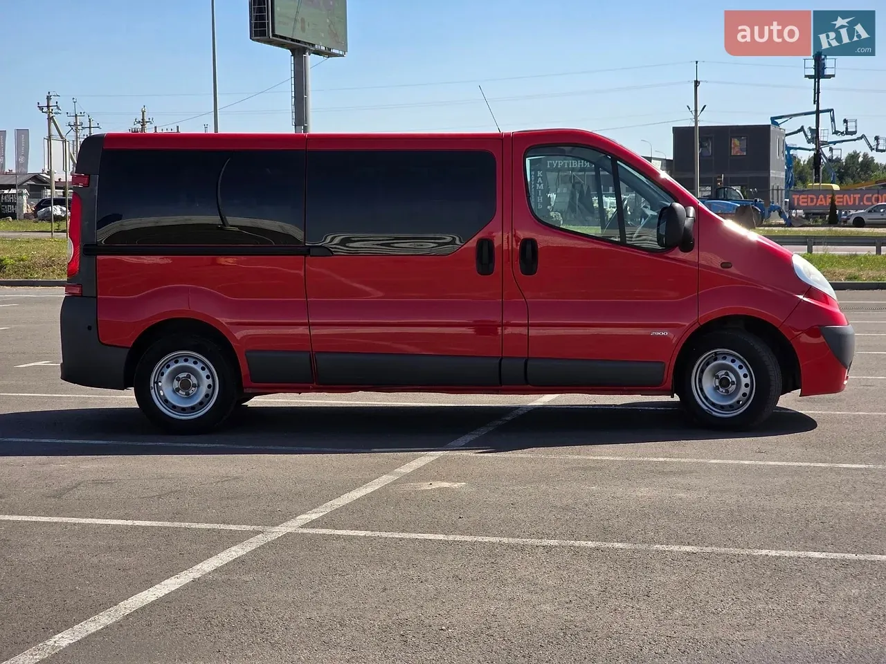Opel Vivaro 2010 photo 4
