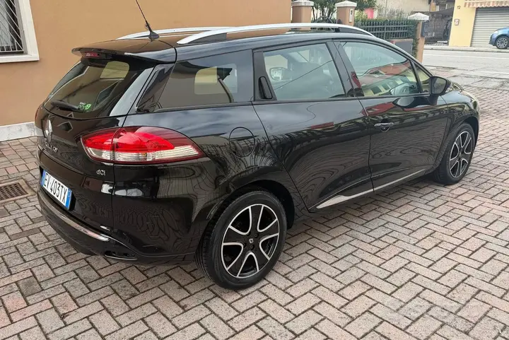 Renault Clio 2014 photo 2