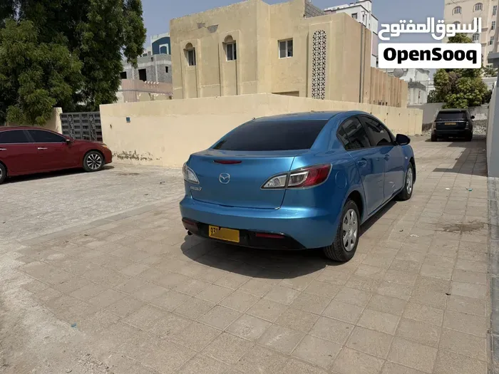 Mazda 3 2011 photo 3