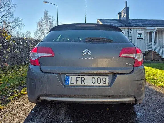 Citroen C4 2011 photo 4