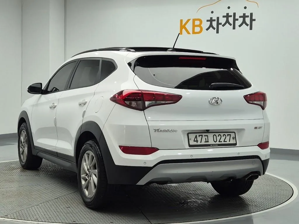 Hyundai Tucson 2017 photo 2