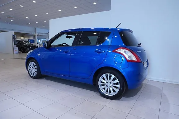 Suzuki Swift 2013 photo 5