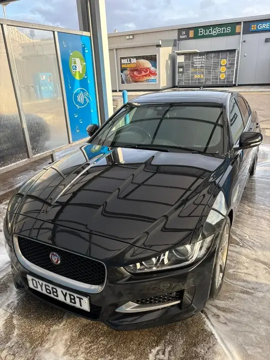 Jaguar Xe
