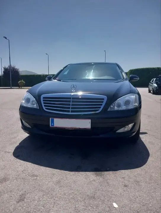 Mercedes-Benz S-Class 2009 photo 2