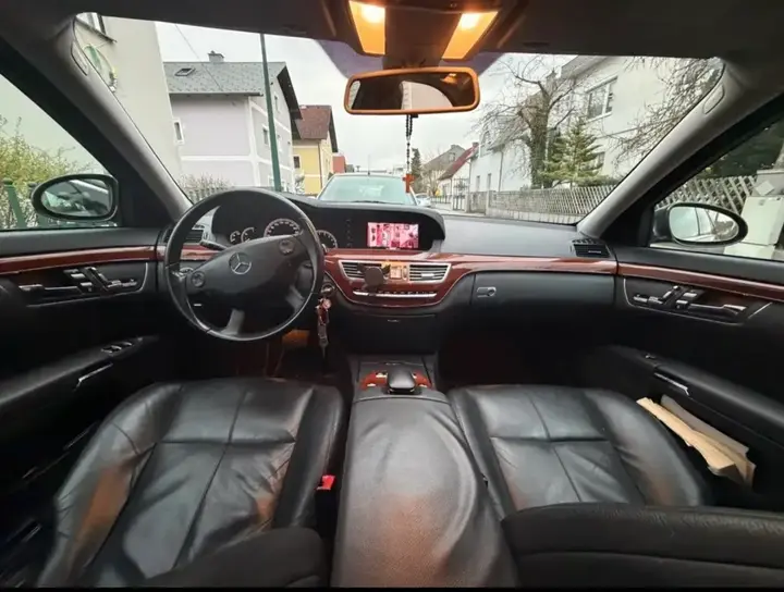 Mercedes-Benz S-Class 2009 photo 3