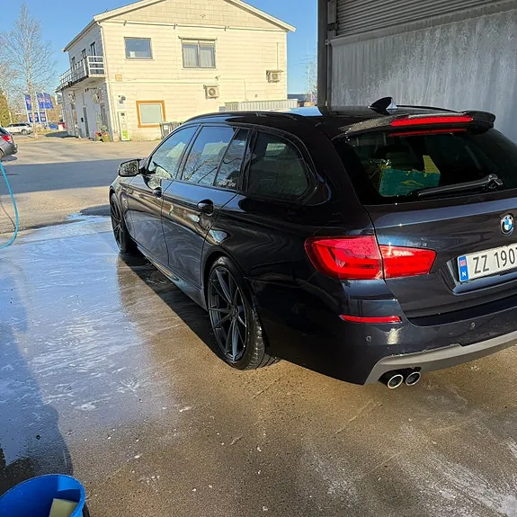 BMW 530Xd 2011 photo 3