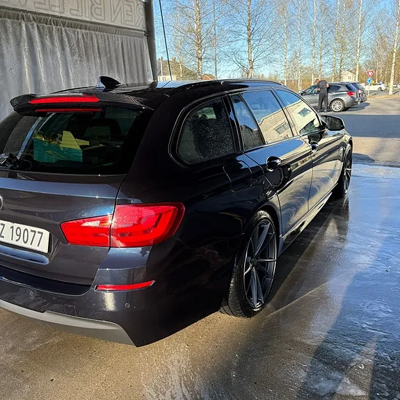 BMW 530Xd 2011 photo 4