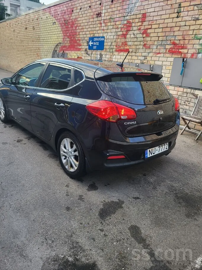 Kia Ceed 2013 photo 3