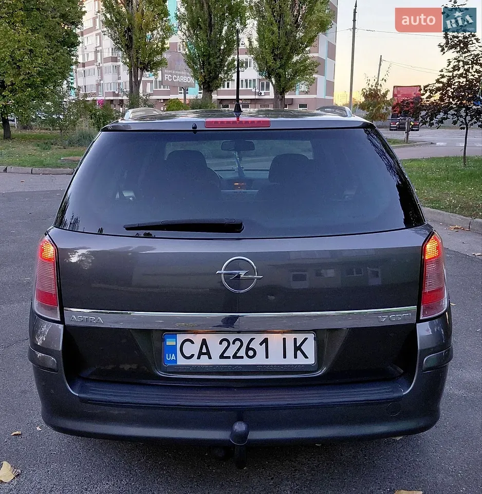 Opel Astra 2009 photo 5
