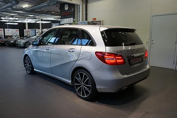 Mercedes-Benz 180 2017 photo 5