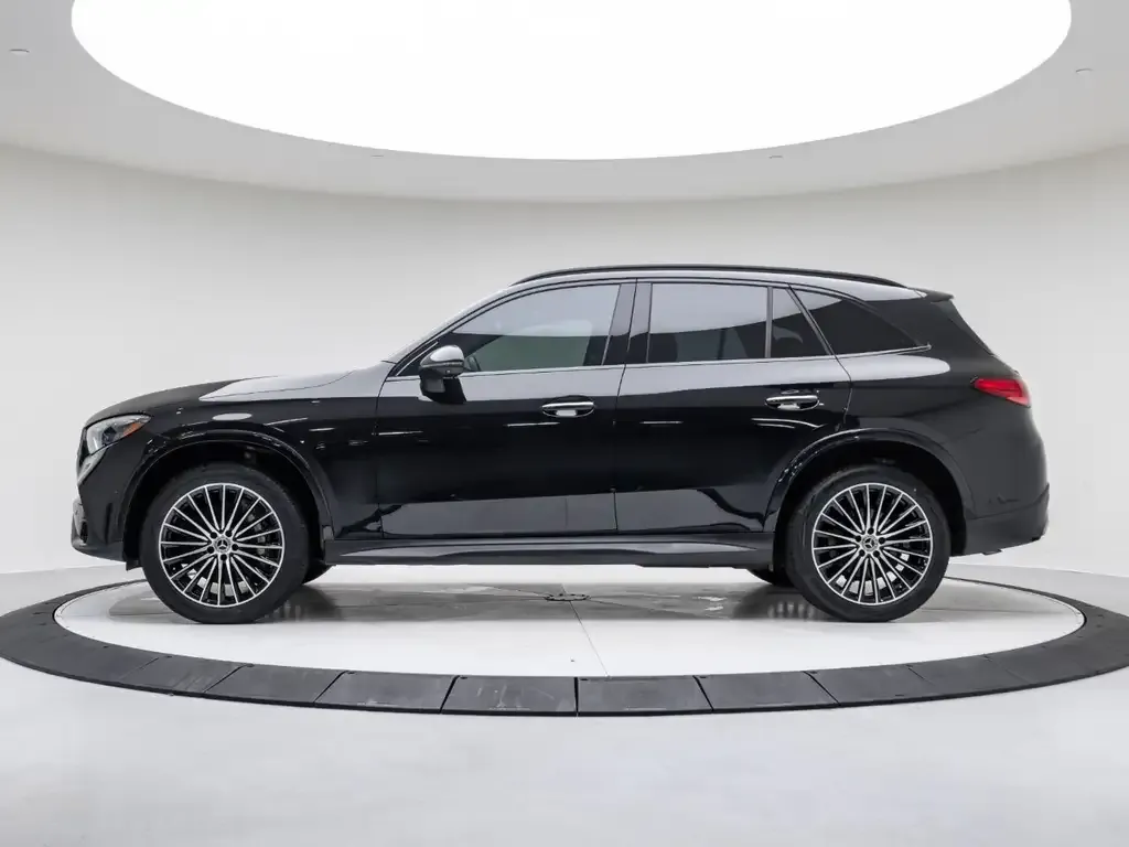 Mercedes-Benz Glc 2023 photo 2