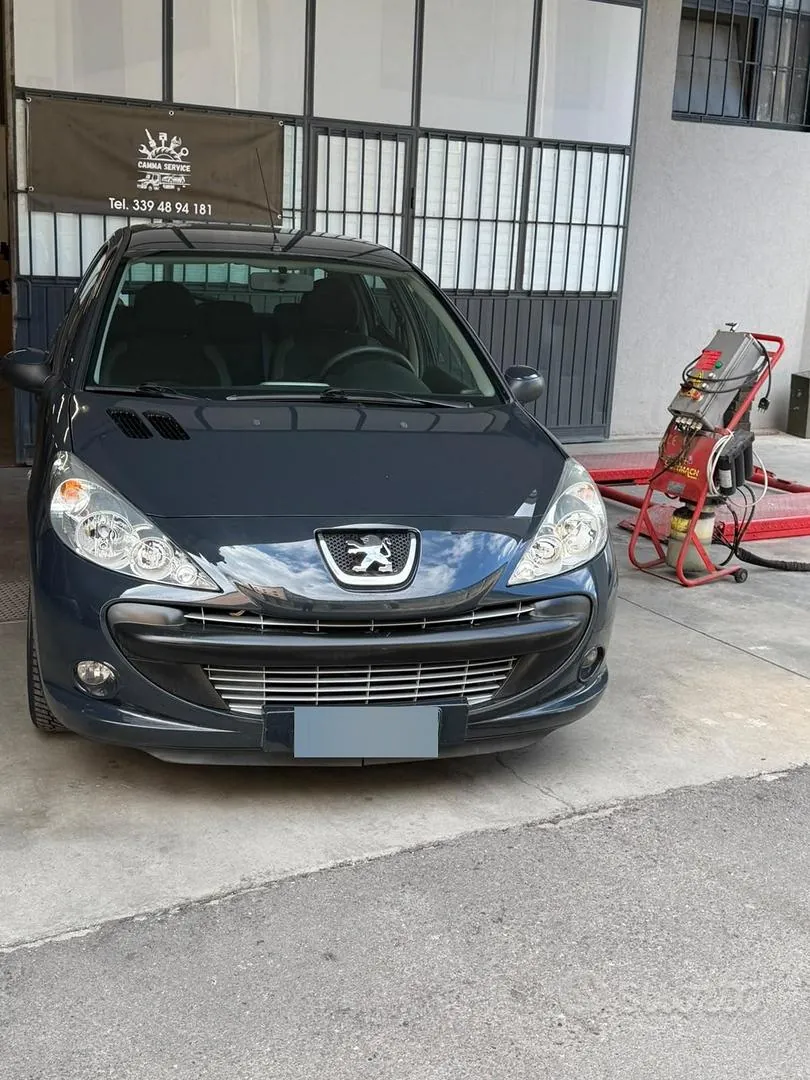 Peugeot 206