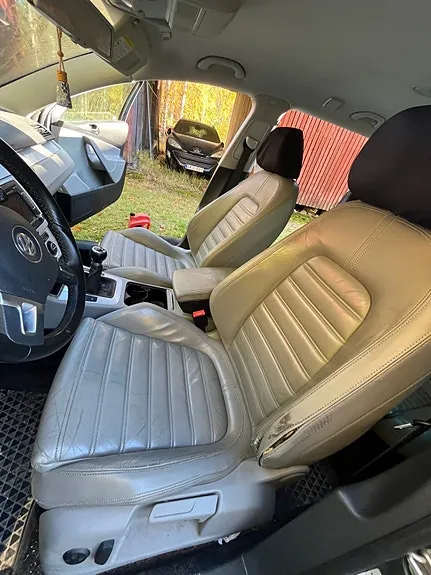 Volkswagen Passat 2010 photo 4