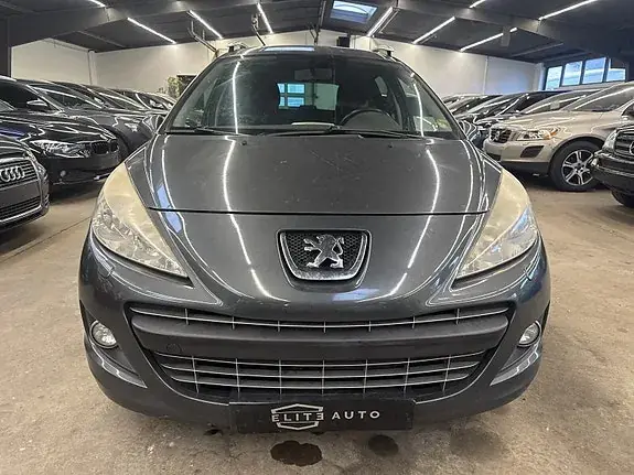 Peugeot 207 2012 photo 2