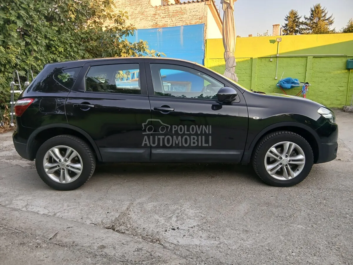 Nissan Qashqai 2013 photo 4