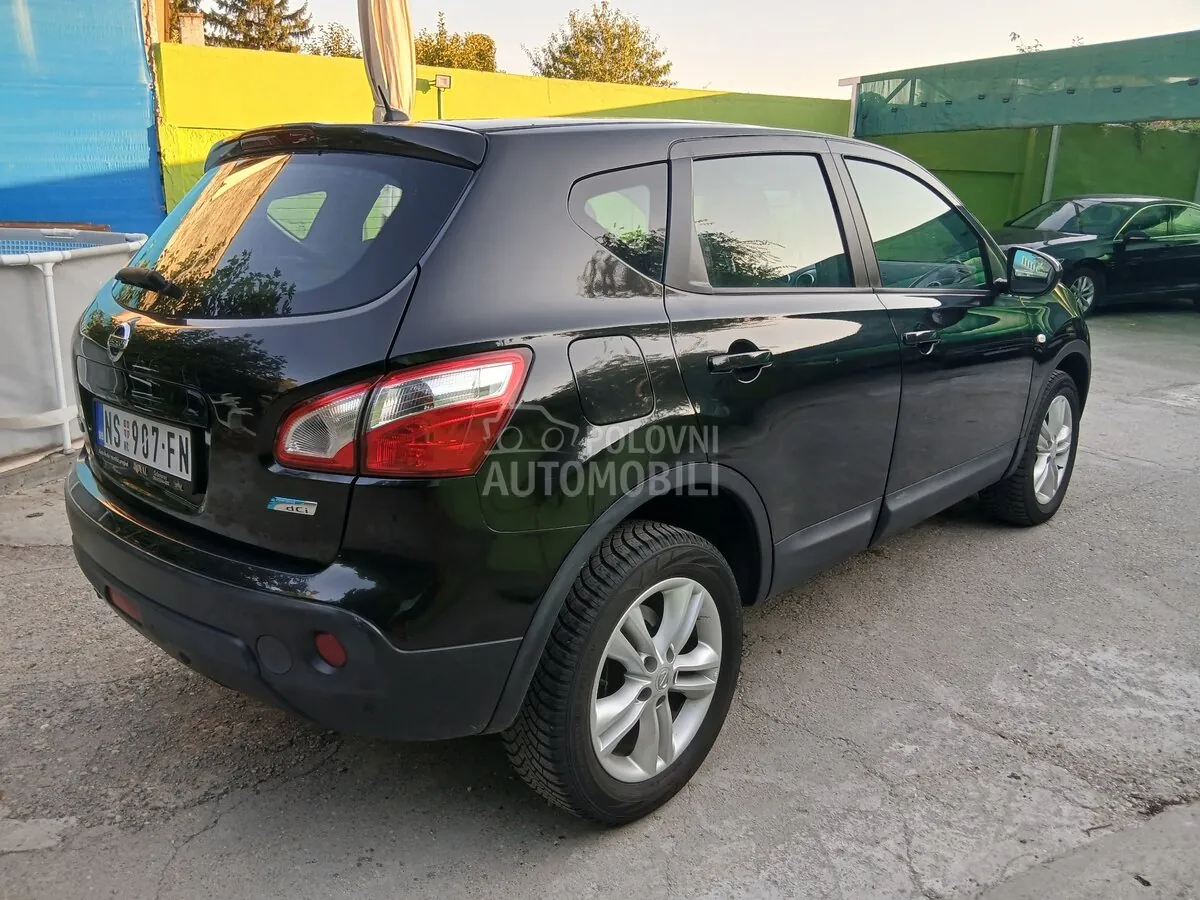 Nissan Qashqai 2013 photo 5
