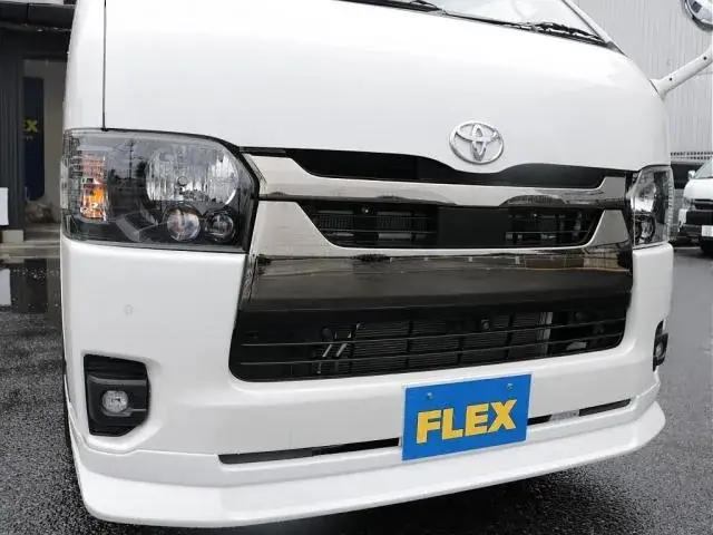 Toyota Hiace 2023 photo 2