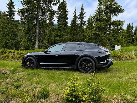 Porsche Taycan Turbo 2022 photo 2